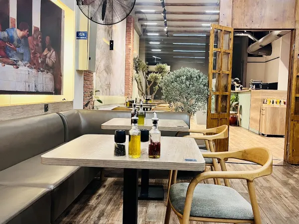 Aragula italian özlüce