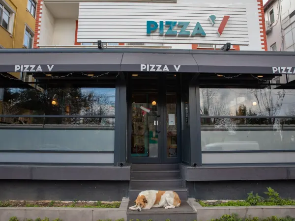 Pizza V Yahyakaptan