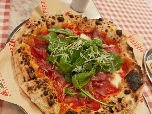 Pizzeria Artisan Napoletana