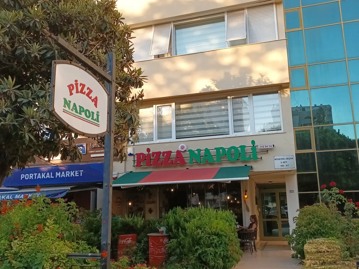 Pizza Napoli Antalya - İtalyan restoran