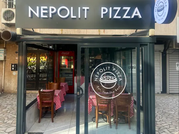 Nepolit Pizza