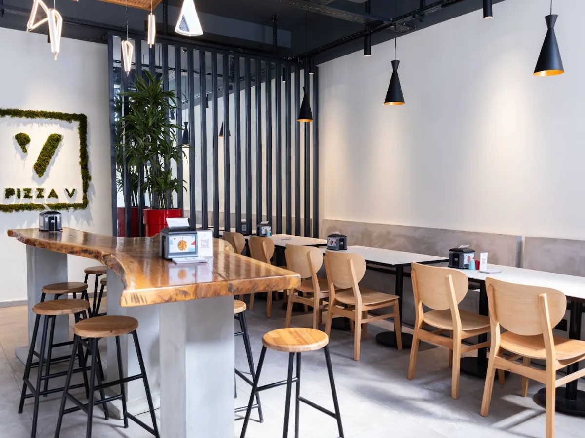 Pizza V Bostancı Istanbul - İtalyan restoran