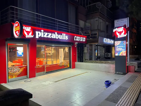 Pizzabulls Karşıyaka