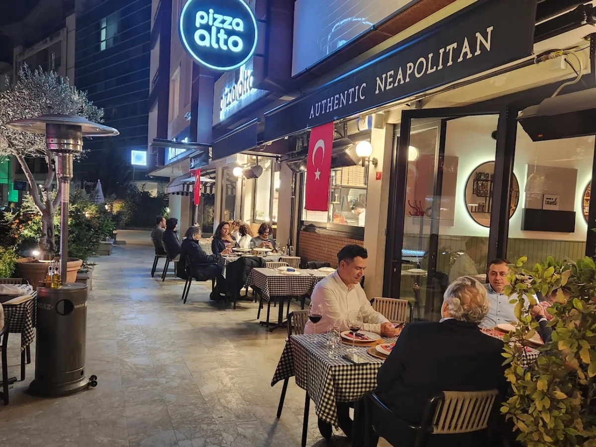 Pizza Alto Istanbul - İtalyan restoran