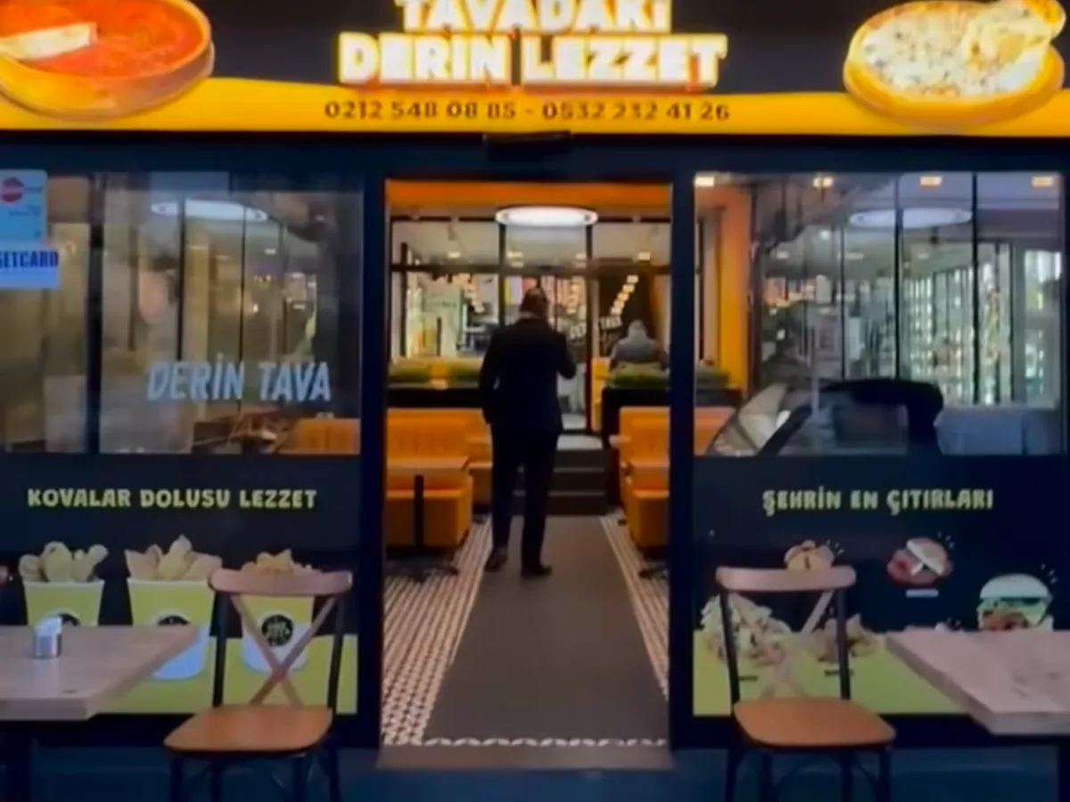 Tava Pizza Istanbul - İtalyan restoran