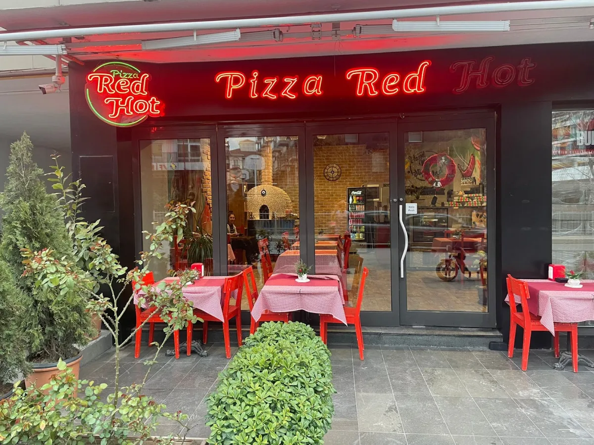 Pizza Red Hot Istanbul - İtalyan restoran