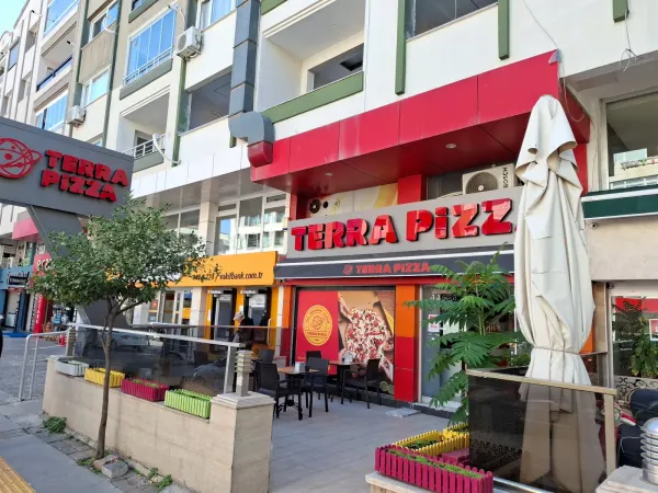 Terra Pizza - Narlıdere Çamtepe