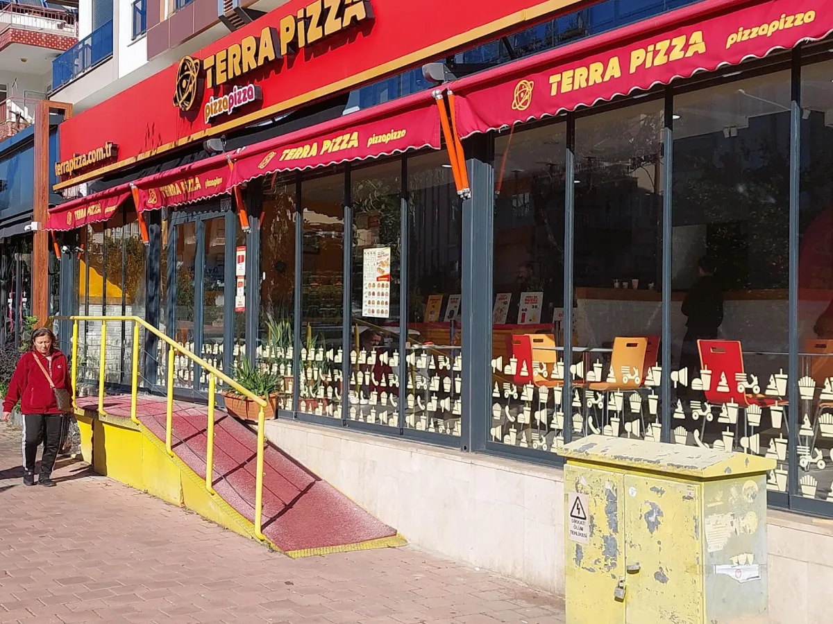 Terra Pizza - Konyaaltı Pınarbaşı Antalya - İtalyan restoran